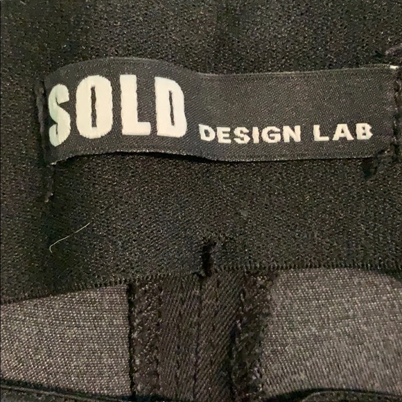 Black Legging with Side Zipper - Picture 2 of 4